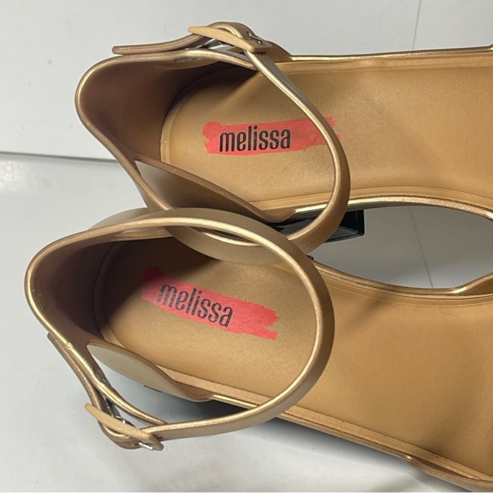 Melissa Elegant Gold and Black Heels - Picture 9 of 16